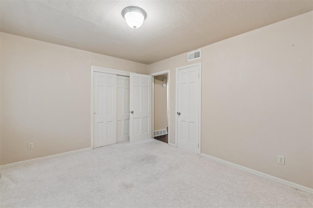 5737 Nw 47th Street Property Photo 20