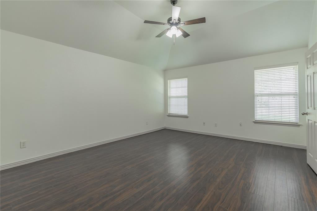 2608 Queenston Avenue Property Photo 16