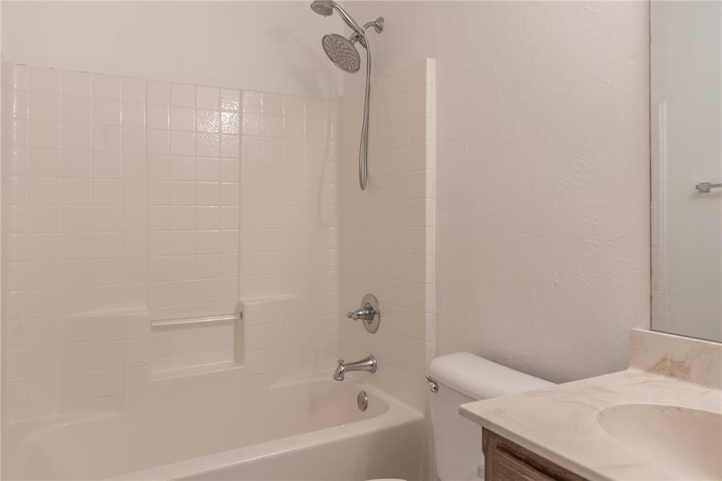 2608 Queenston Avenue Property Photo 27