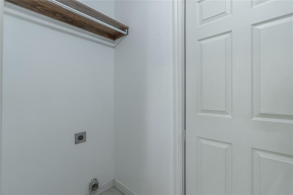 2608 Queenston Avenue Property Photo 31