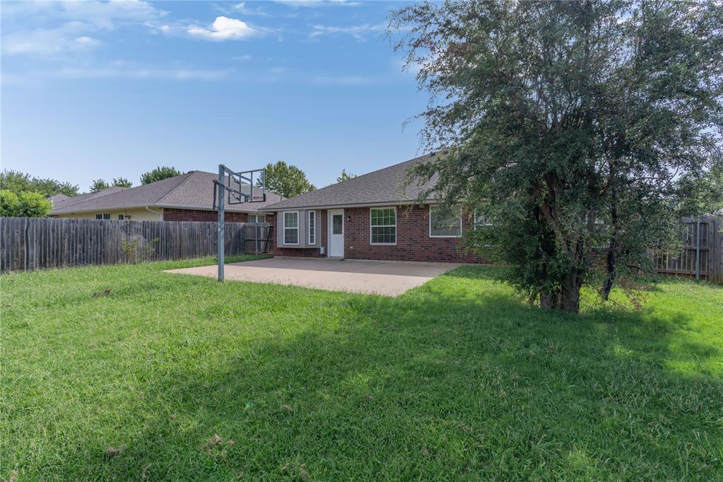 2608 Queenston Avenue Property Photo 36