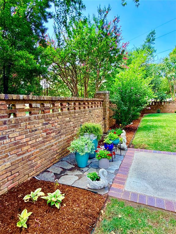 16 Windbrook Square Property Photo 27