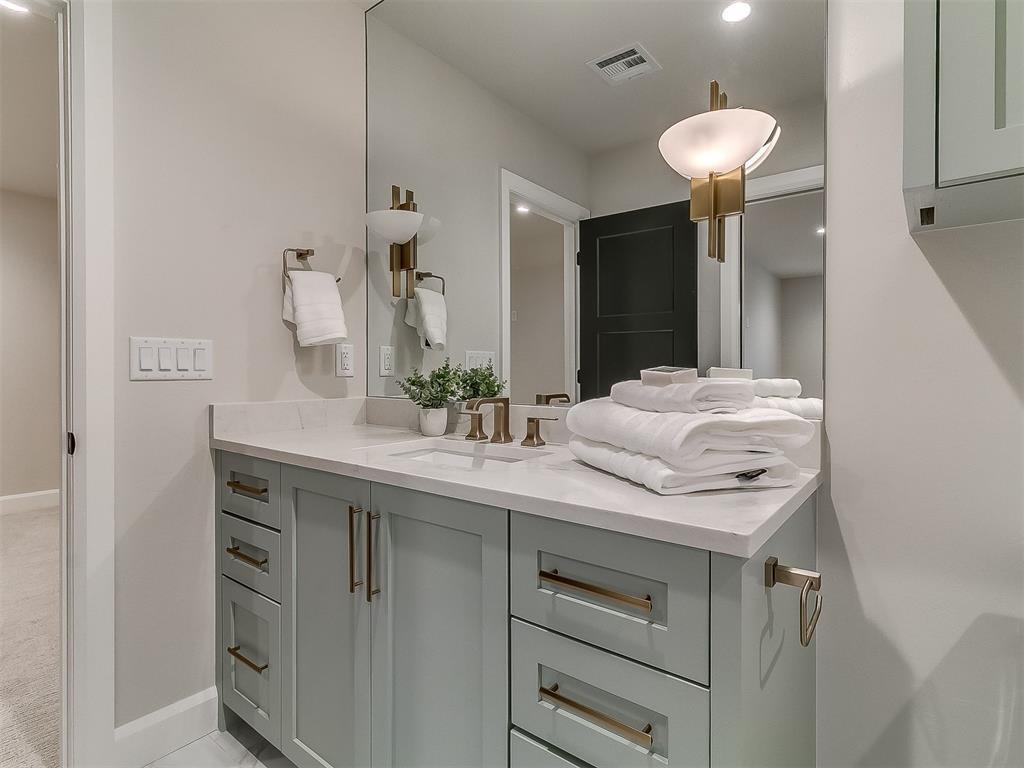 6305 Nw 150th Terrace Property Photo 40
