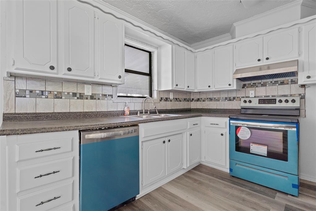 7740 Swayback Road Property Photo 10