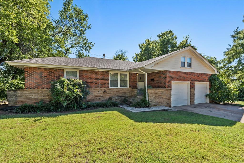 408 Benton Road Property Photo 2