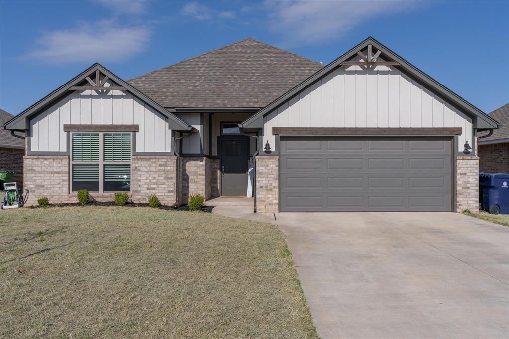 13809 Village Cove Property Photo 1