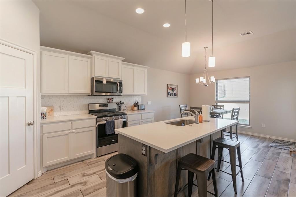 13809 Village Cove Property Photo 11