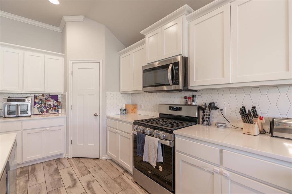 13809 Village Cove Property Photo 13