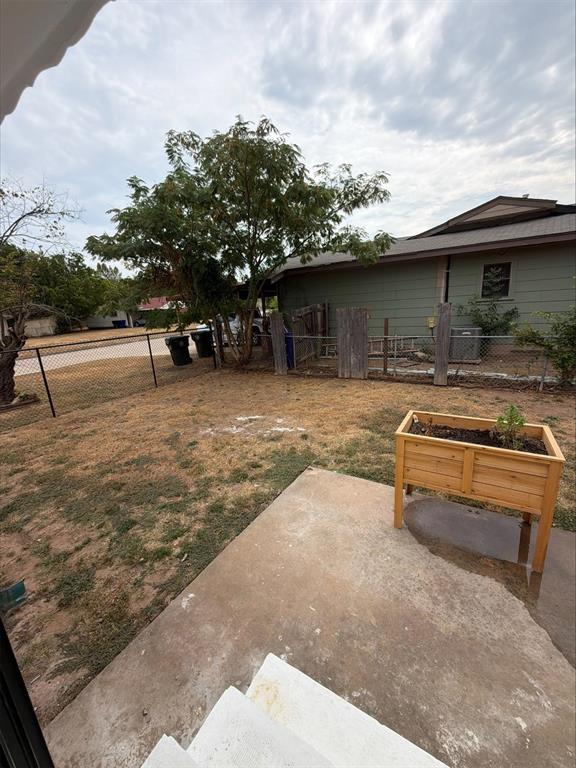 620 W Mitchell Drive Property Photo 14