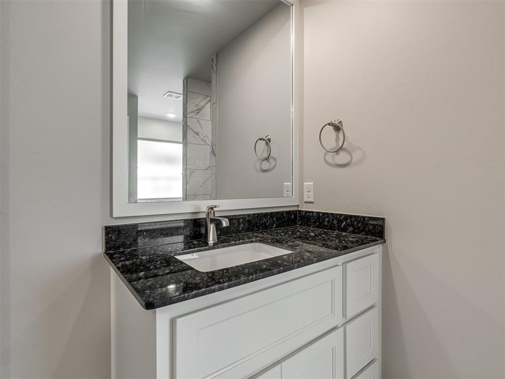 5209 White Gold Avenue Property Photo 12