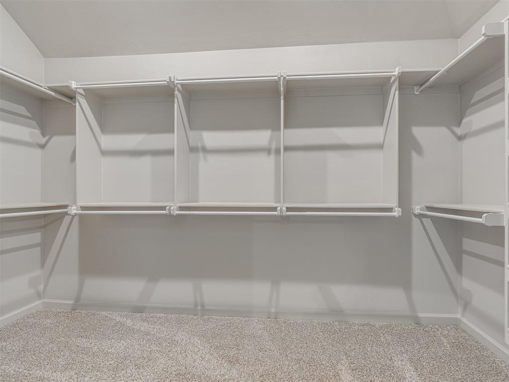 5209 White Gold Avenue Property Photo 15
