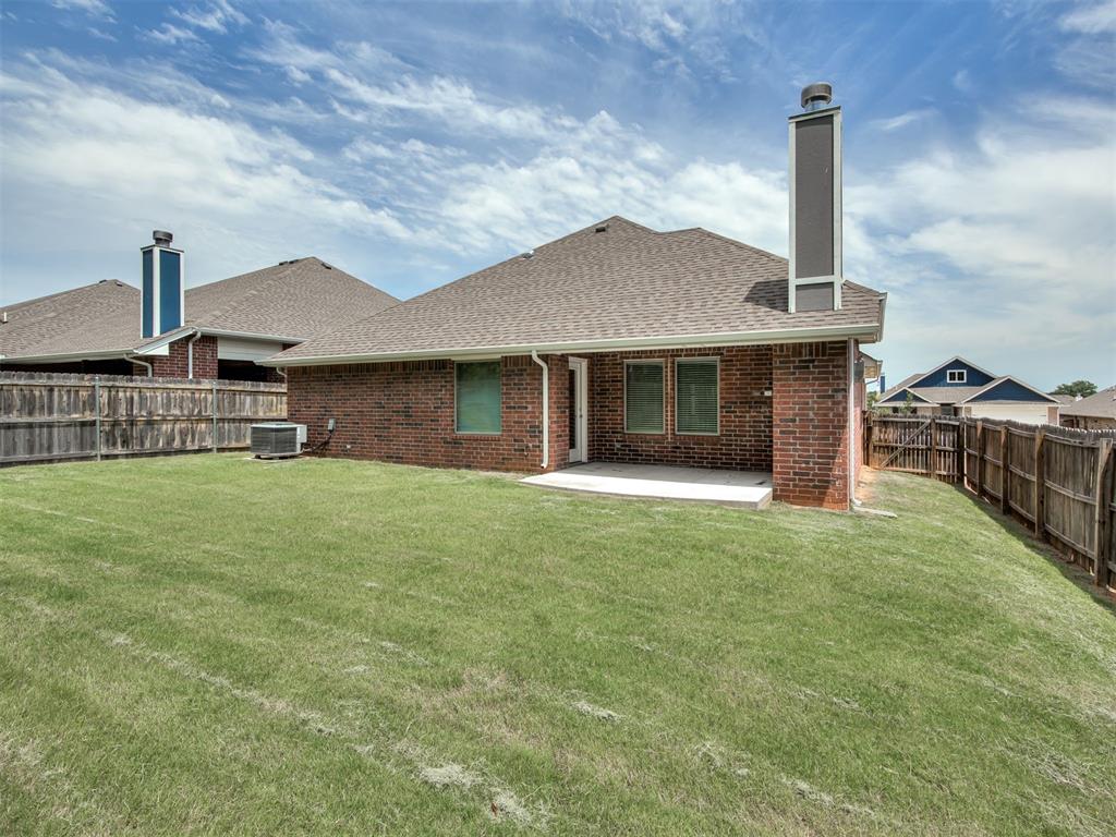 5209 White Gold Avenue Property Photo 24
