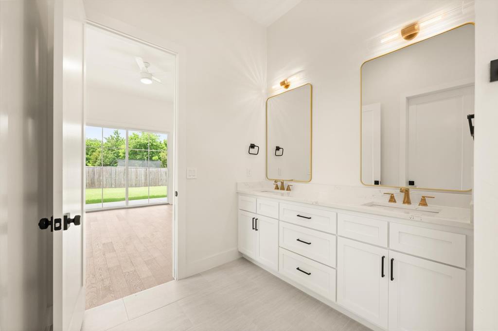 10045 Sw 27th Street Property Photo 28