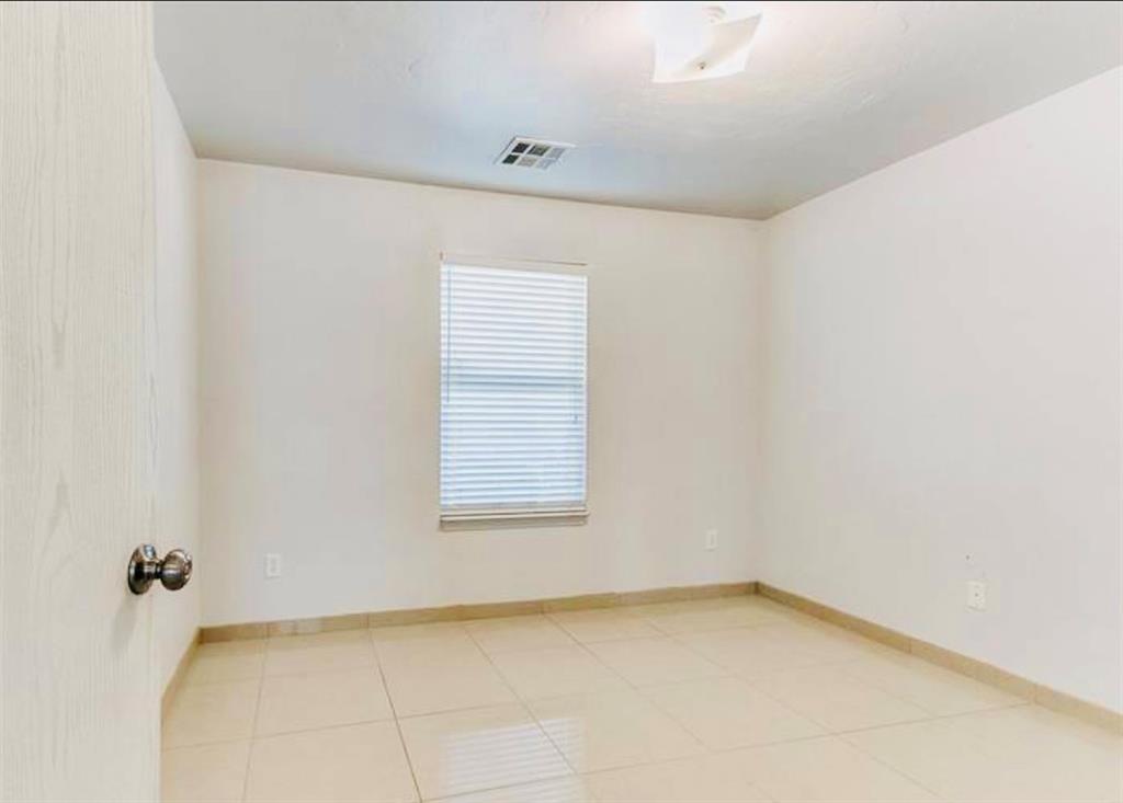 2705 Sw Fennel Road Property Photo 4