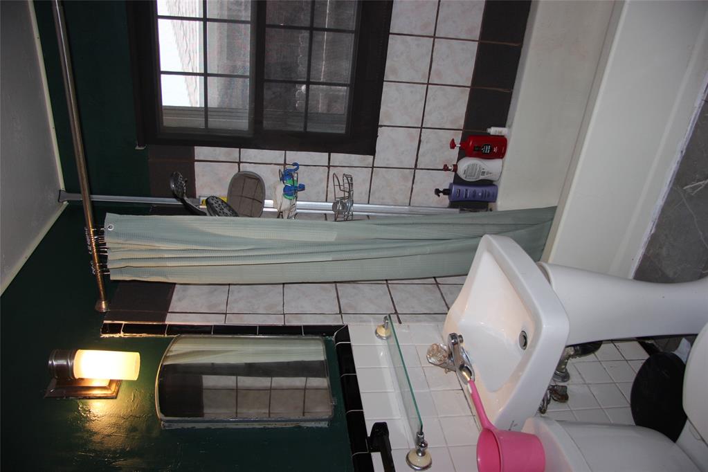 945 Sw 51st Street Property Photo 6