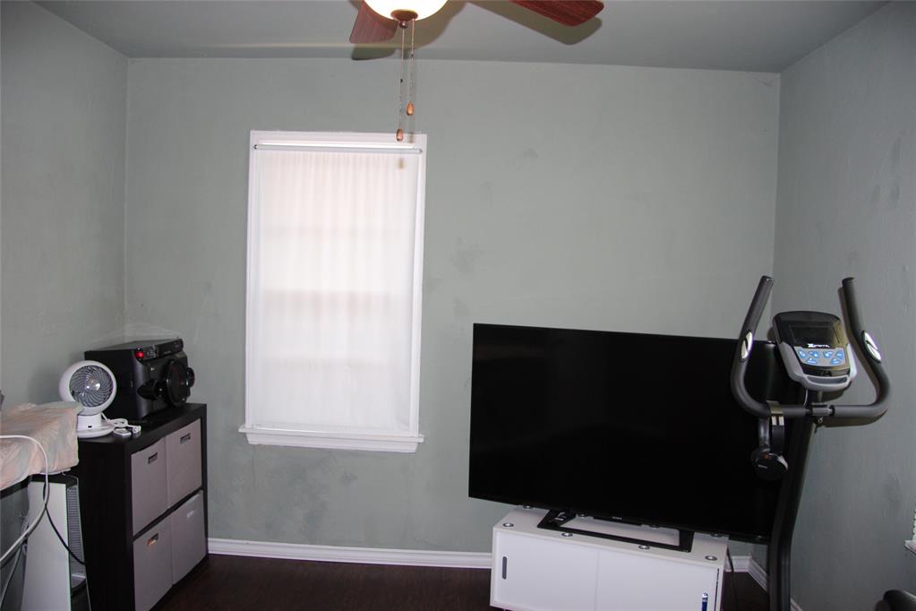 945 Sw 51st Street Property Photo 10