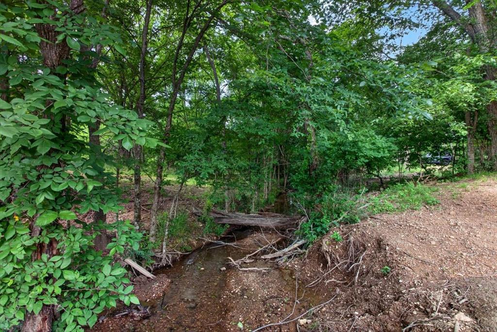 435562 E 1630 Road Property Photo 9