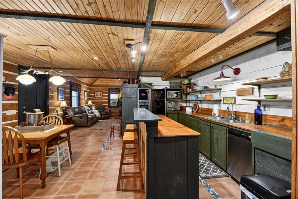 435562 E 1630 Road Property Photo 24