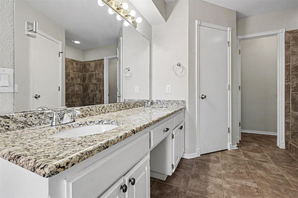 1109 Sw 133rd Street Property Photo 17