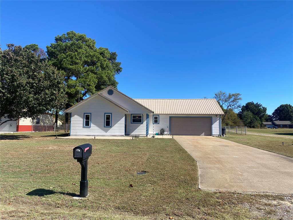 115847 S 4197 Road Property Photo 1