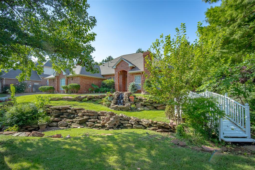 1512 Two Bridge Drive Property Photo 2