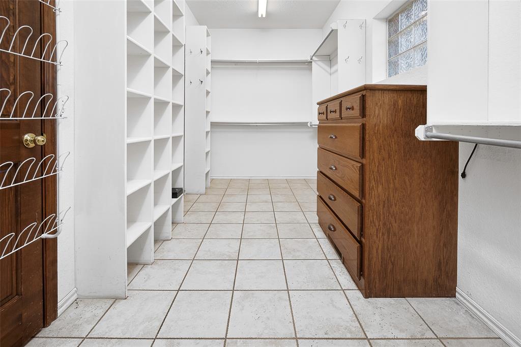 1512 Two Bridge Drive Property Photo 21