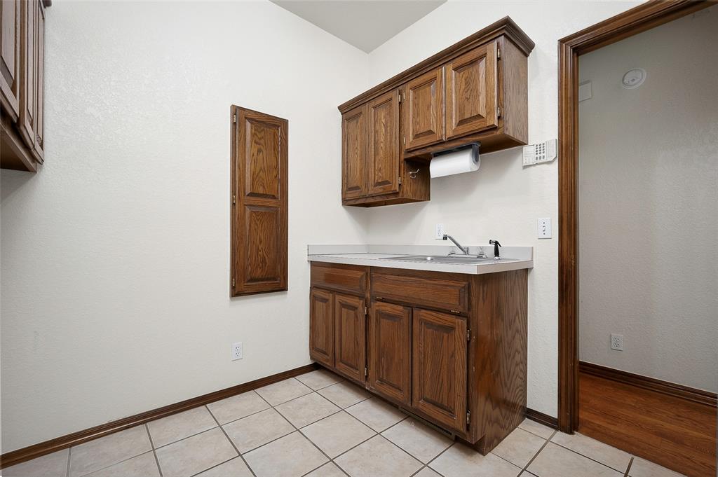 1512 Two Bridge Drive Property Photo 25