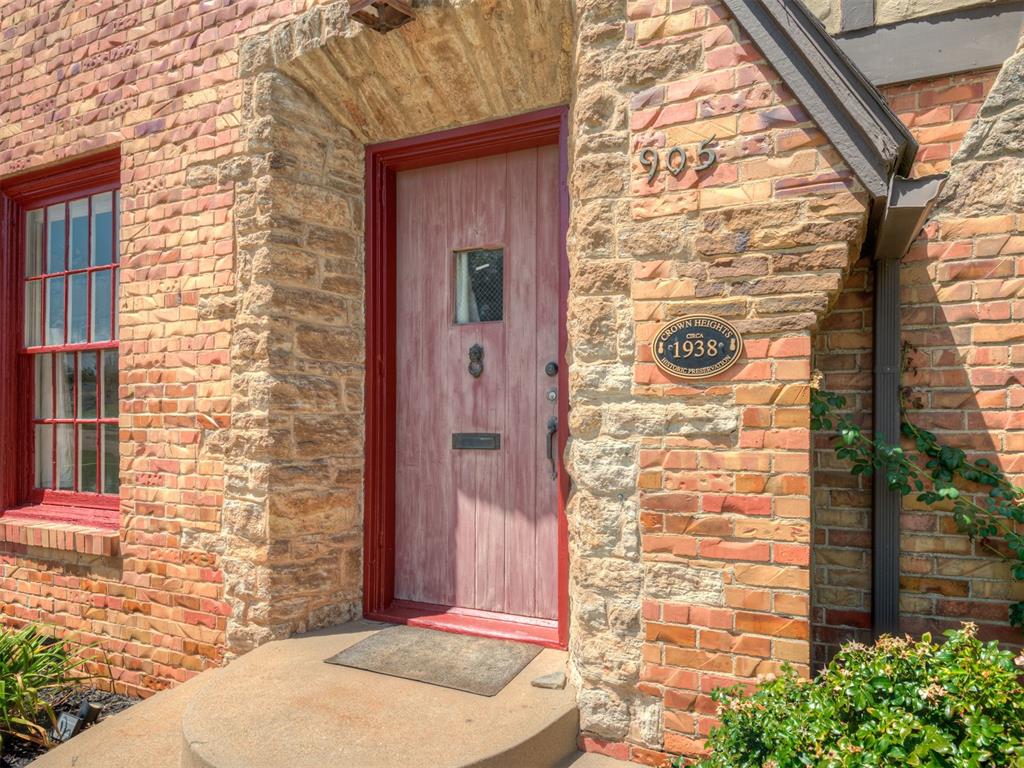 905 Nw 37th Street Property Photo 4