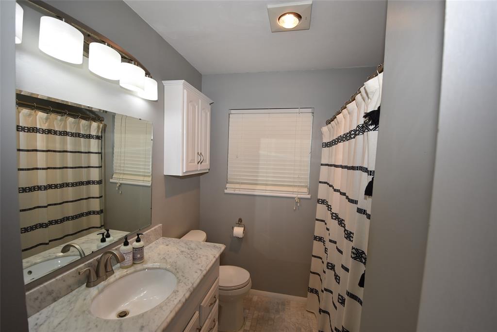 924 Cherokee Street Property Photo 34
