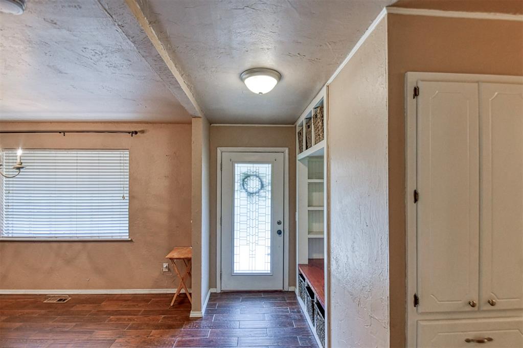 10431 Schwartz Drive Property Photo 11