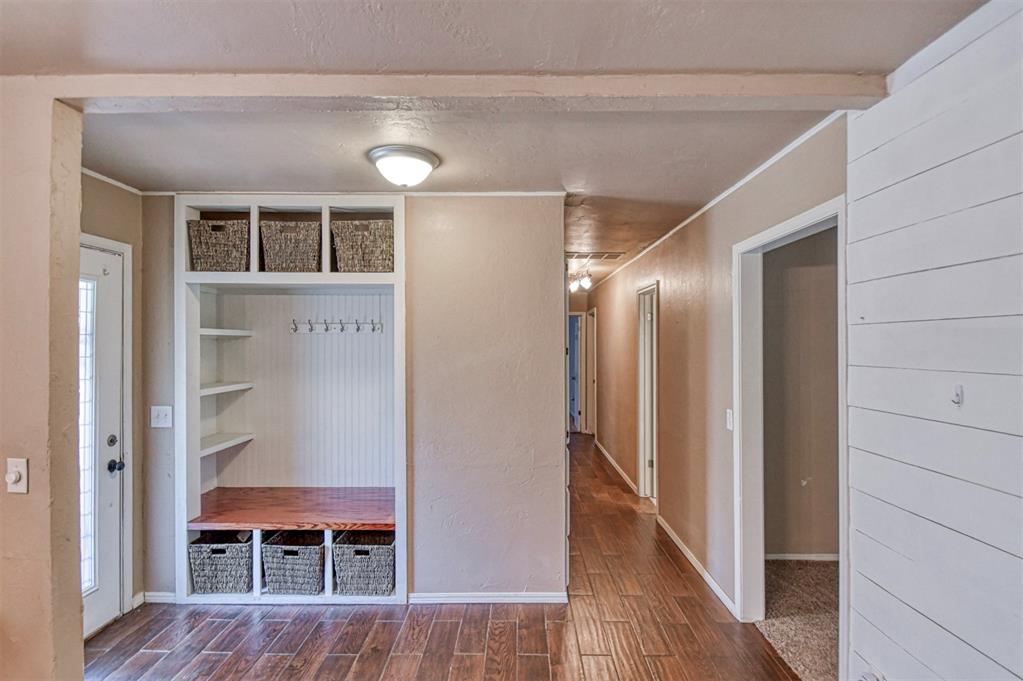 10431 Schwartz Drive Property Photo 12