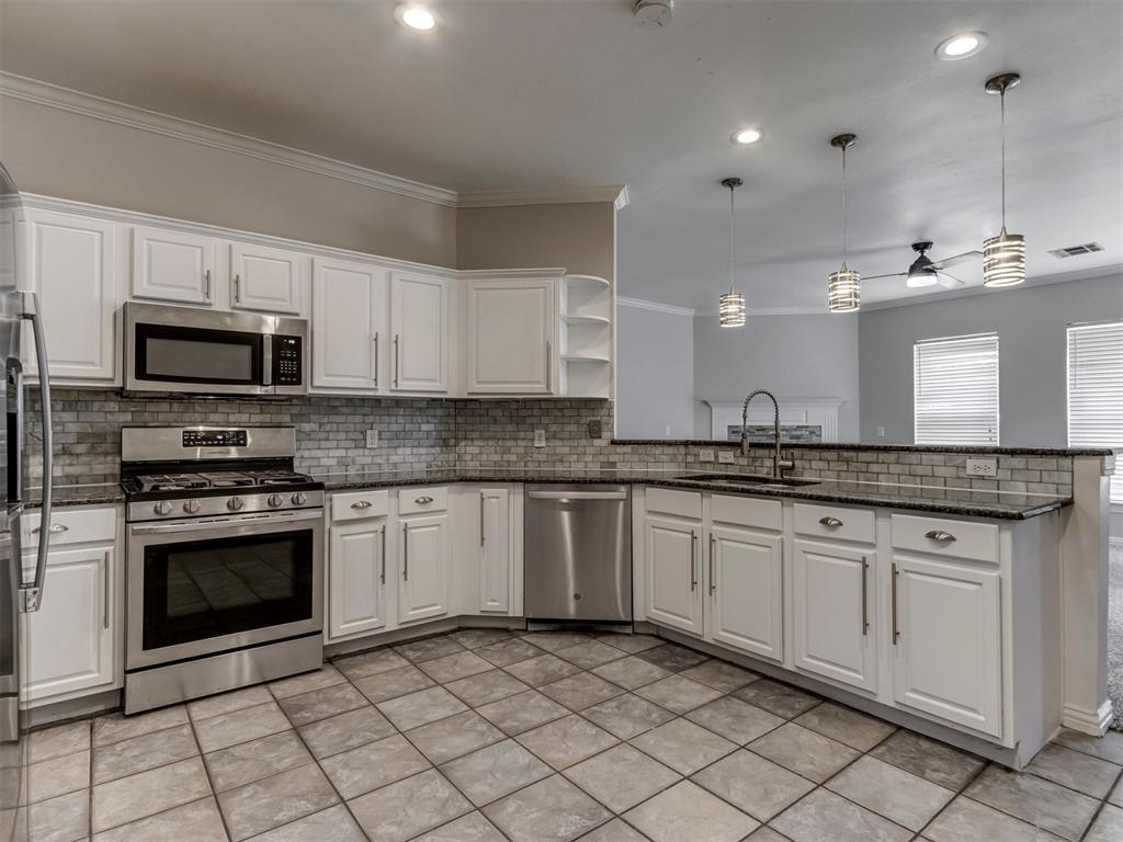 1933 Nw 176th Street Property Photo 8