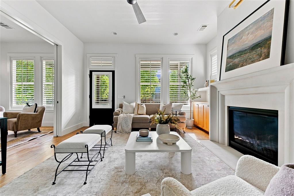 1729 Runway Boulevard Property Photo 4
