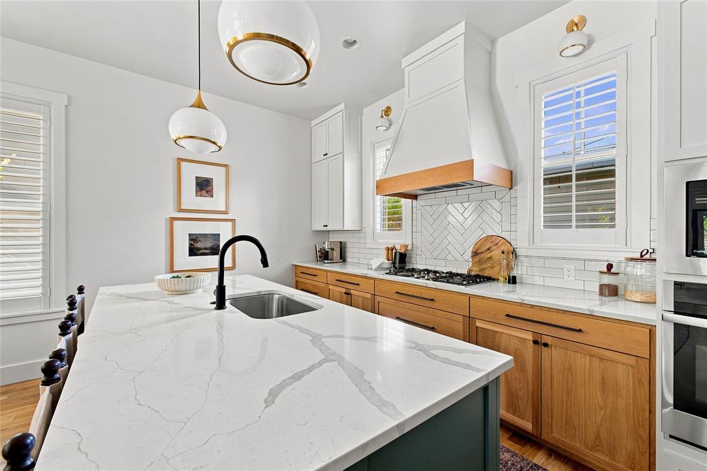1729 Runway Boulevard Property Photo 5
