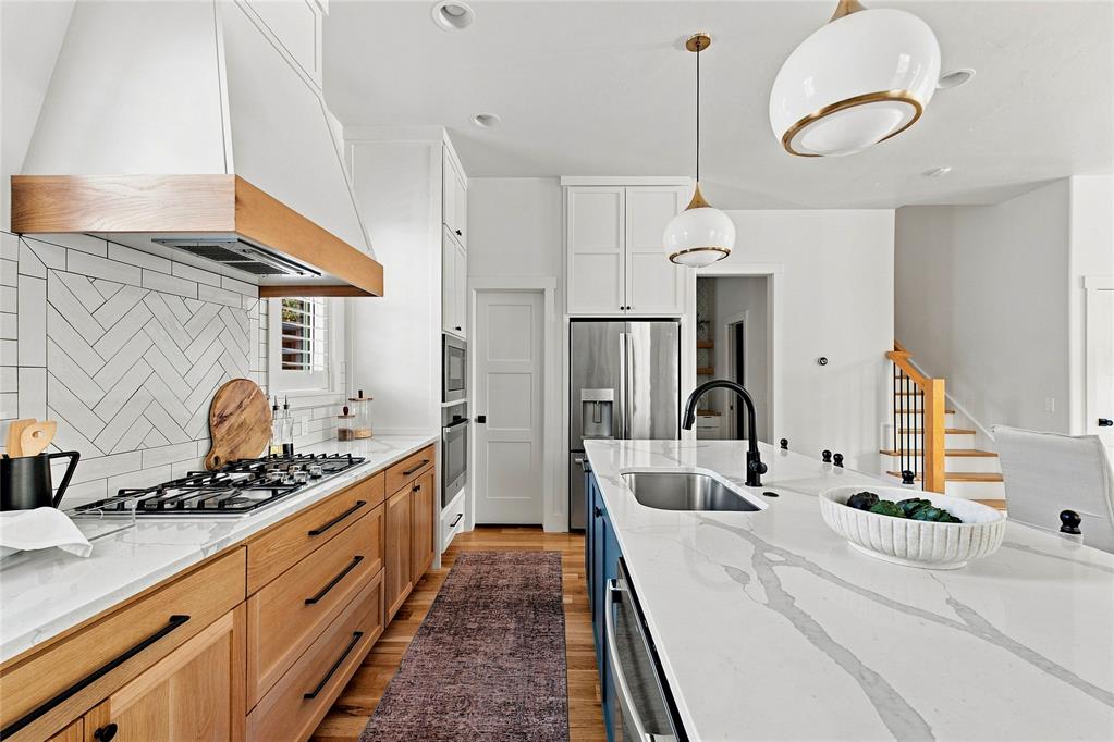 1729 Runway Boulevard Property Photo 6