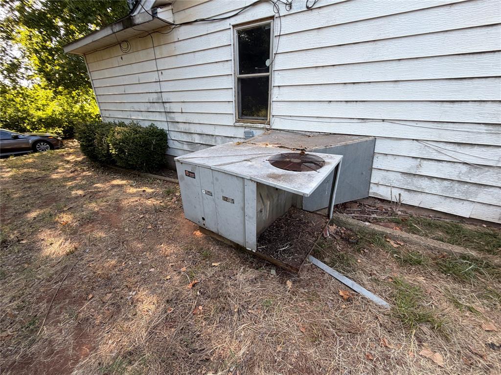 531 County Road 1390 Road Property Photo 3