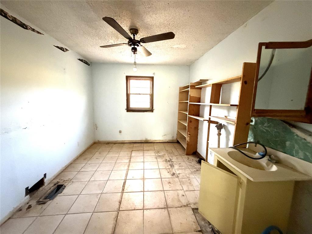 531 County Road 1390 Road Property Photo 9