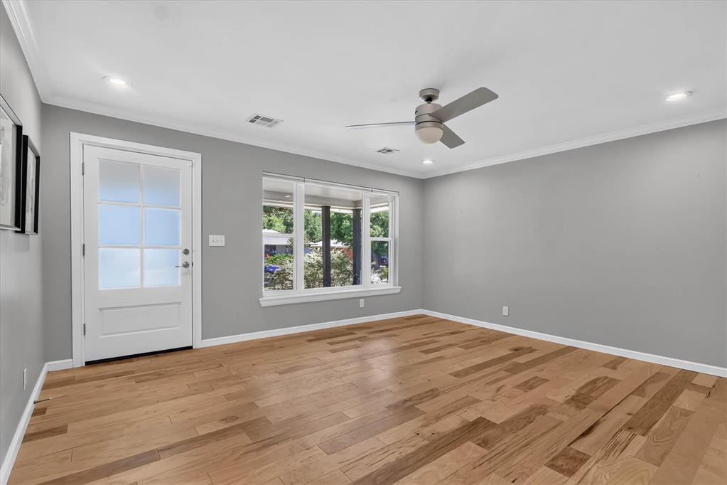 1912 Brighton Avenue Property Photo 4