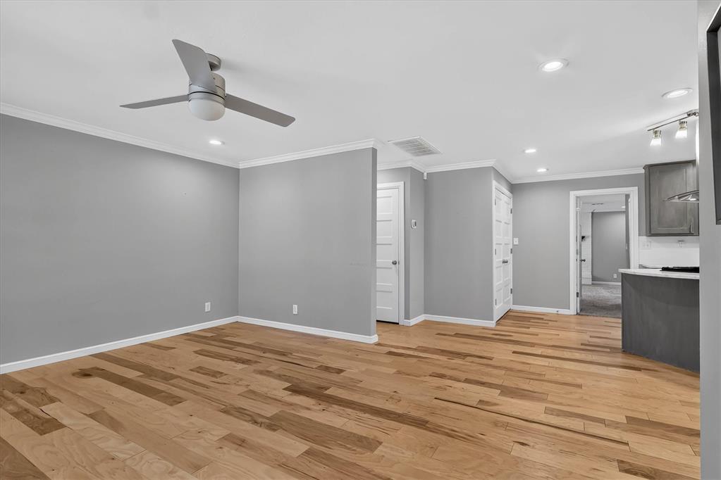 1912 Brighton Avenue Property Photo 5