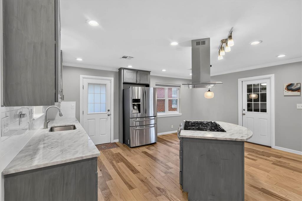 1912 Brighton Avenue Property Photo 8