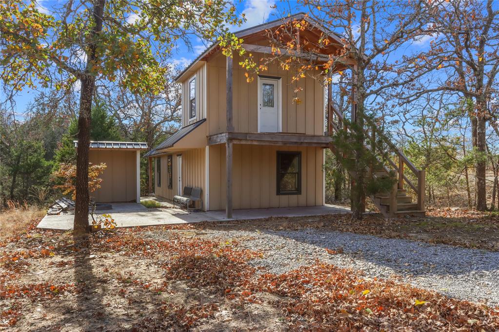555 N White Chimney Road Property Photo 11