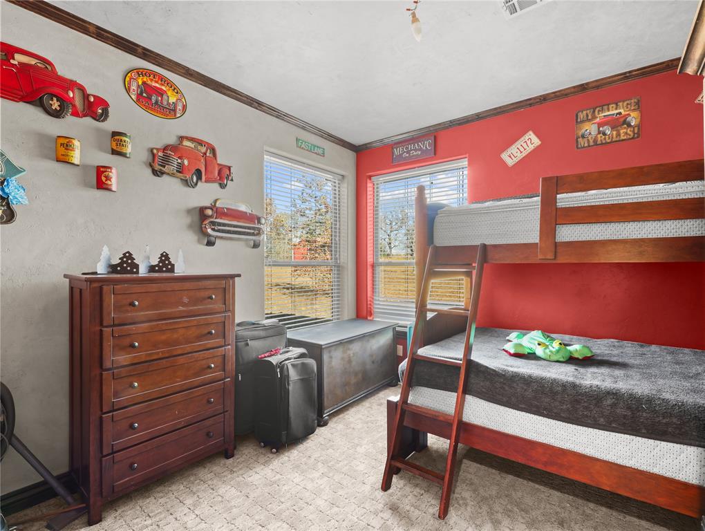 555 N White Chimney Road Property Photo 32