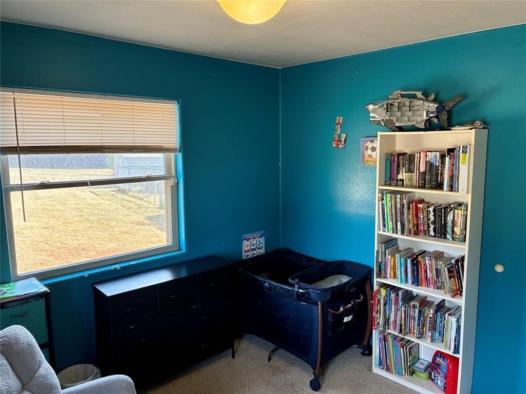 1405 Redstone Drive Property Photo 11