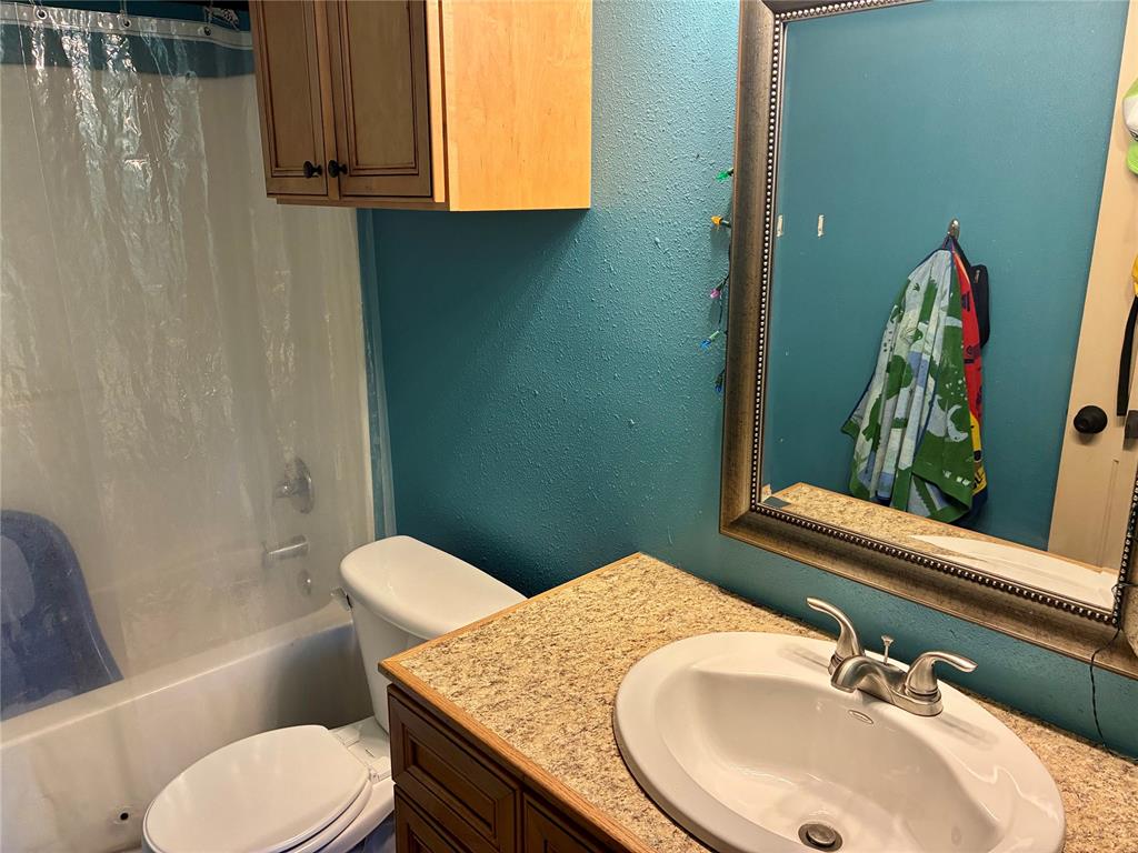 1405 Redstone Drive Property Photo 15
