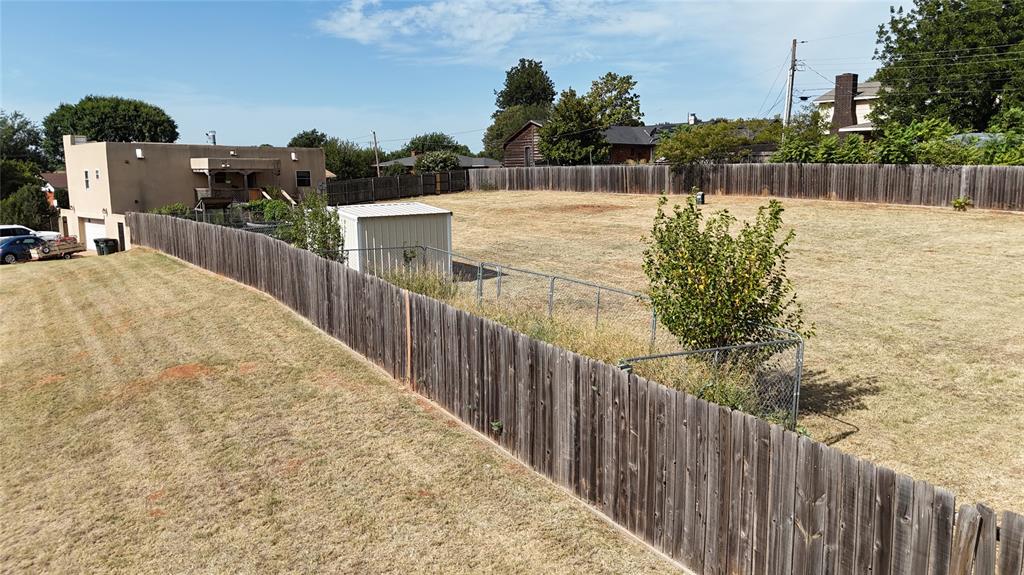1405 Redstone Drive Property Photo 44
