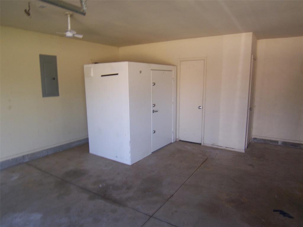 12109 Dalton Drive Property Photo 35
