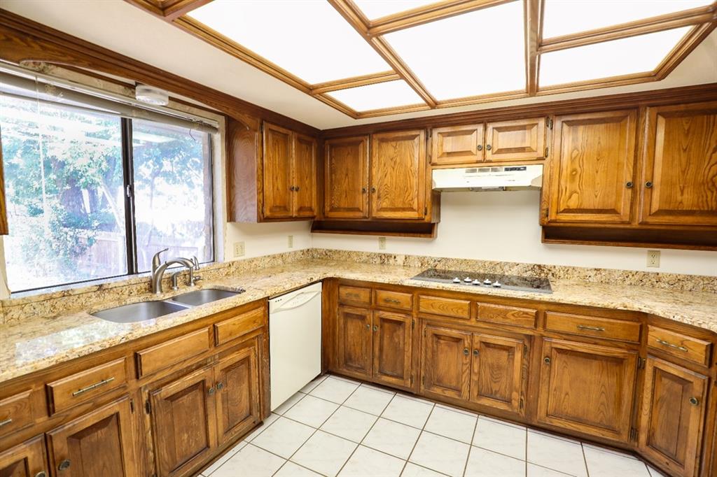 1321 Harding Avenue Property Photo 8