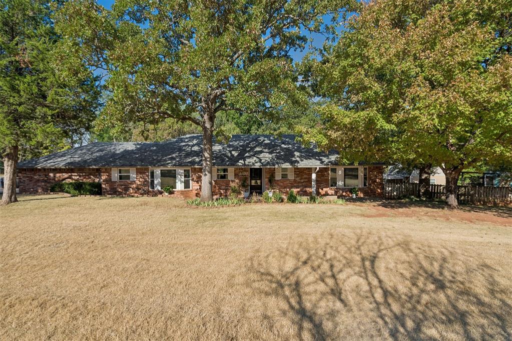 10431 Black Oaks Drive Property Photo 4