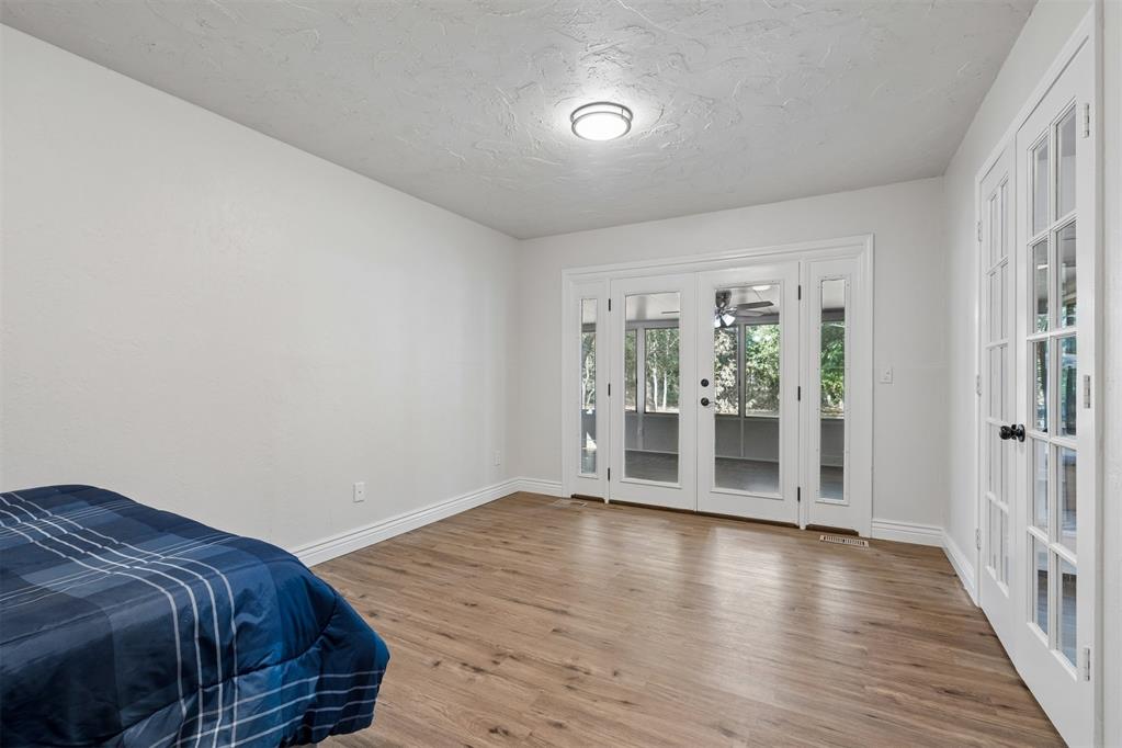 10431 Black Oaks Drive Property Photo 21