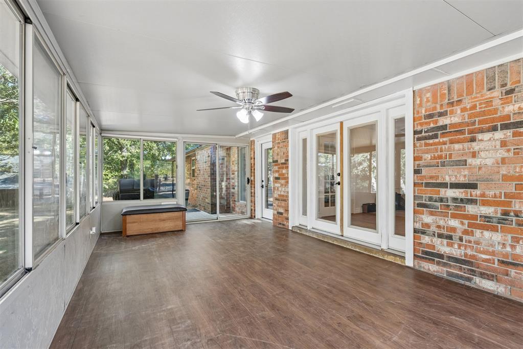 10431 Black Oaks Drive Property Photo 23